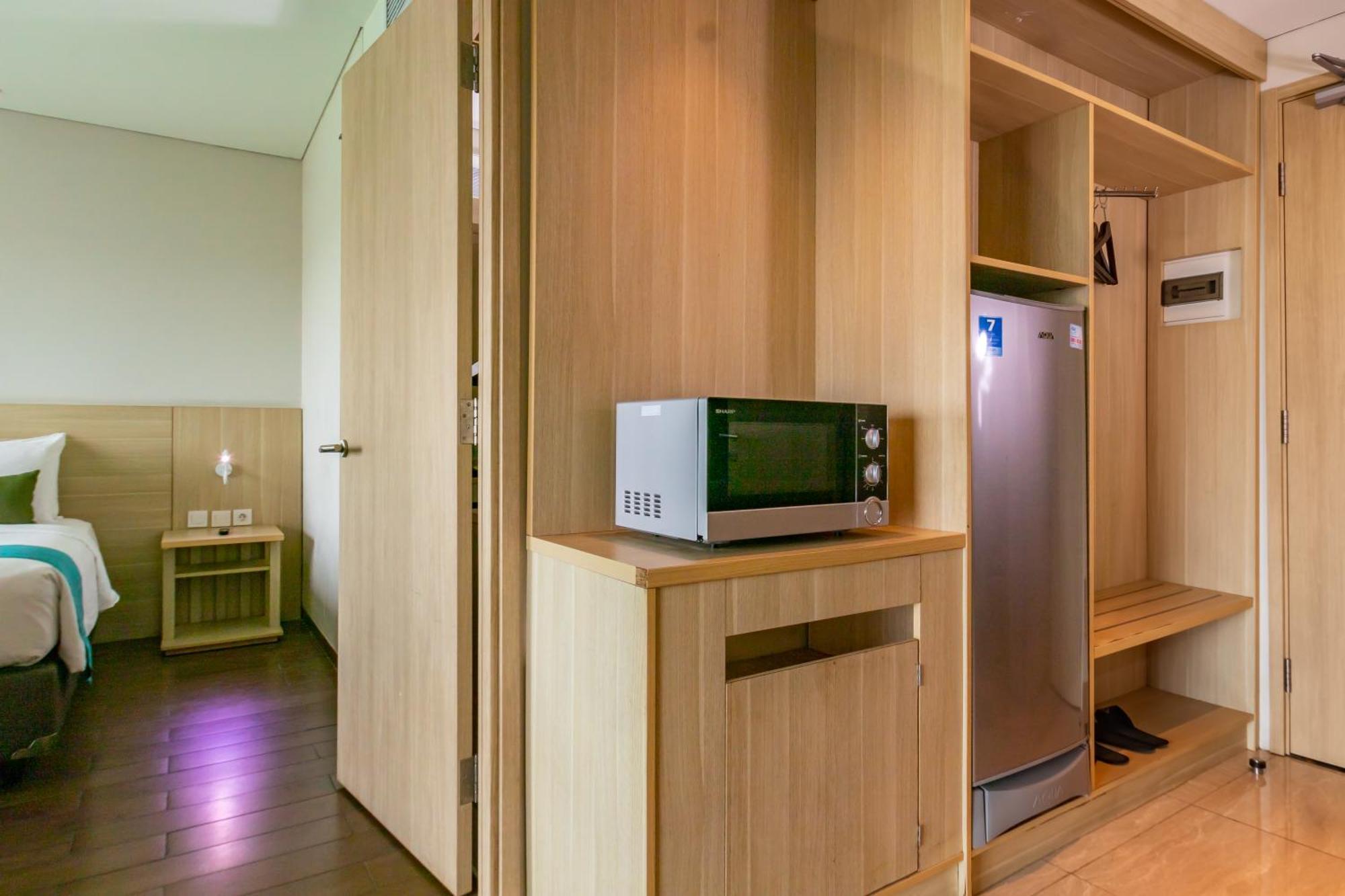Hotel Ayola Lippo צ'יקראנג מראה חיצוני תמונה