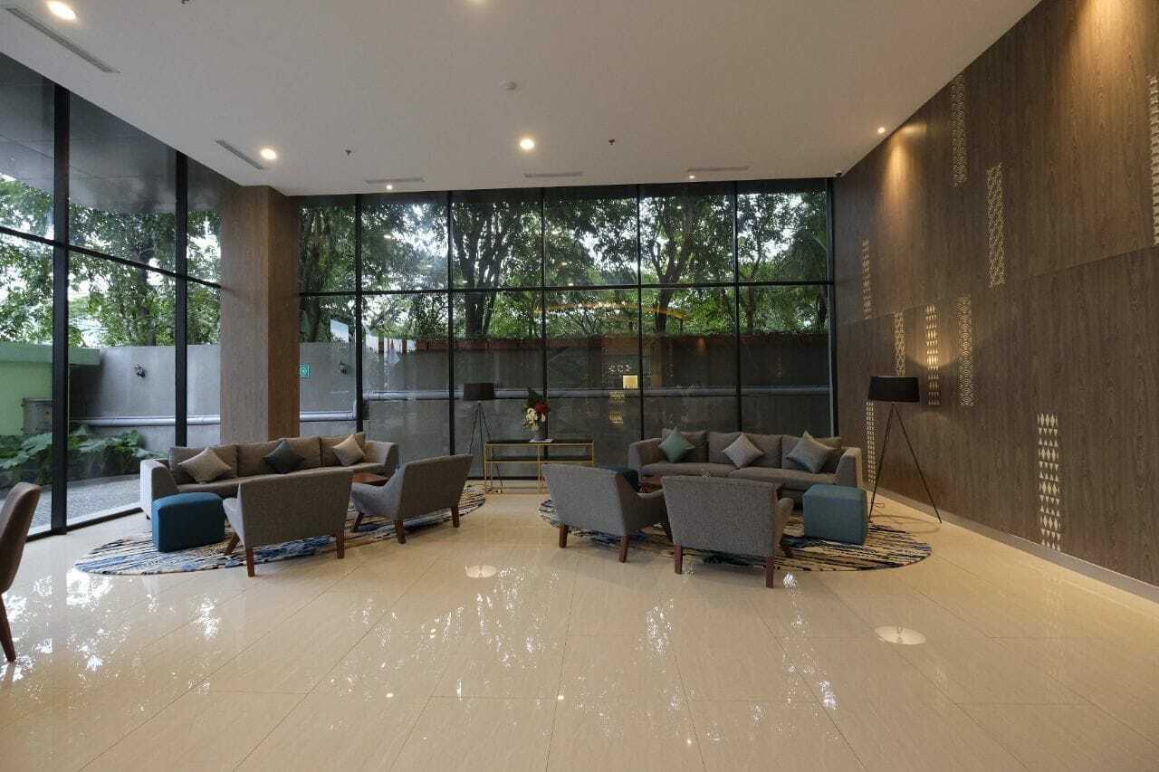 Hotel Ayola Lippo צ'יקראנג מראה חיצוני תמונה