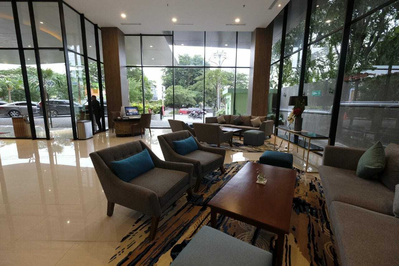 Hotel Ayola Lippo צ'יקראנג מראה חיצוני תמונה